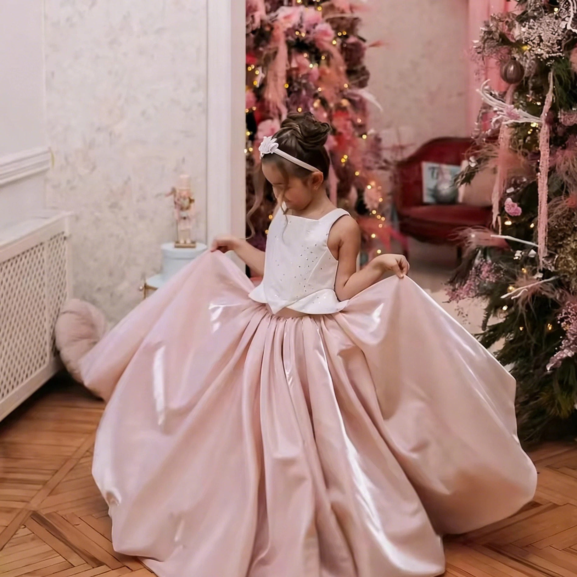 Customized Flower Girl Dress F - Birthday Sash Glitter avis et prix