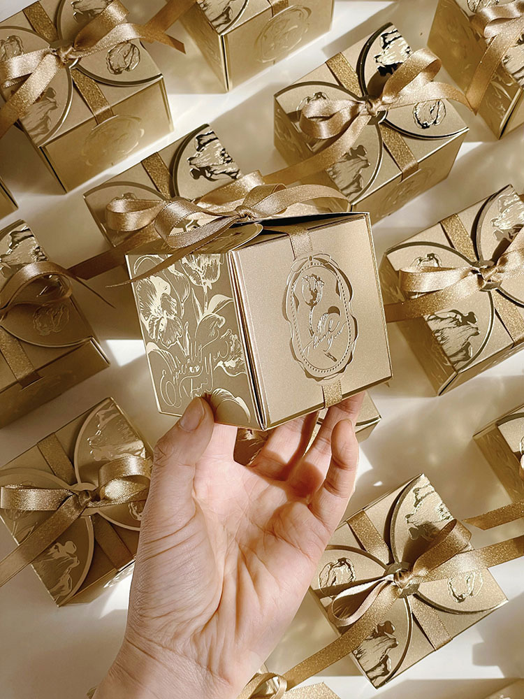 Square Paper Gift Boxes with R - Event Party Box avis et prix